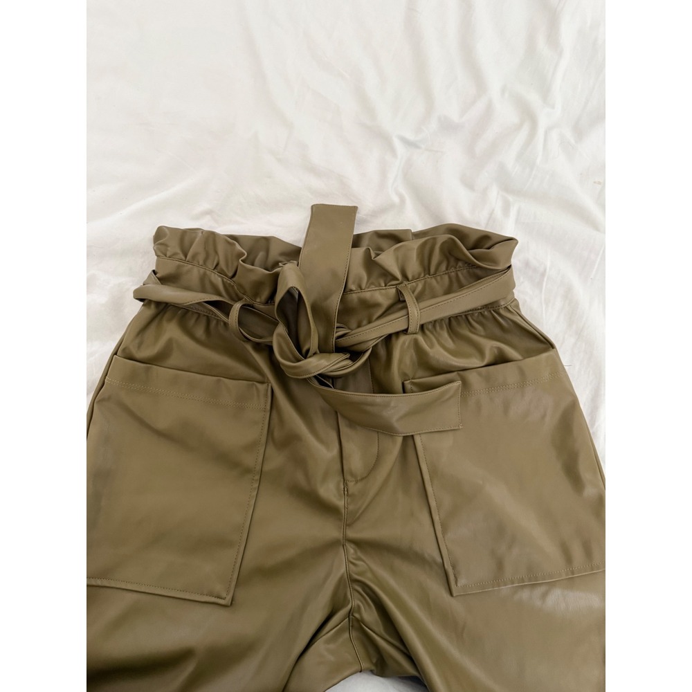 Who What Wear Olive Faux Leather Paperbag Pants Size 4 Utility Quiet Luxury - Picture 3 of 6